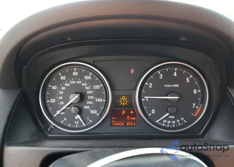 2014 BMW X1 xDrive28I z USA, uszkodzony, nr VIN WBAVL1C59EVY17582